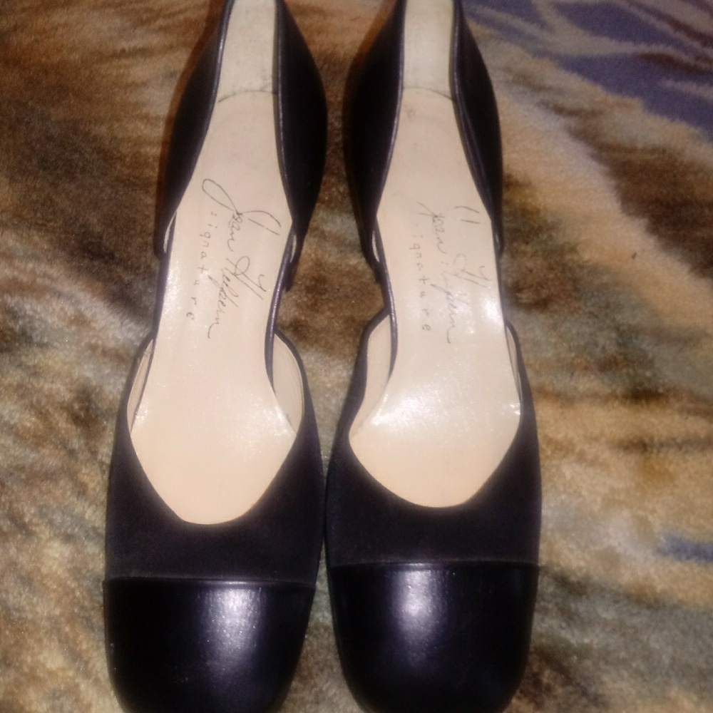 Heels - Picture 1 of 1